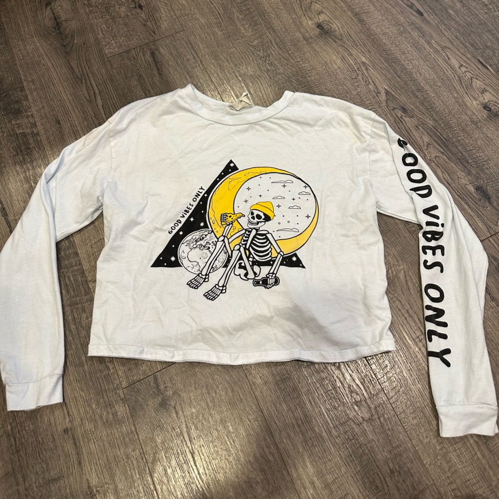 French Pastry good vibes long sleeve- white w black & yellow accents- xsmall